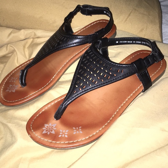 nice sandals for girls